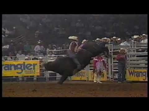 Casey Gates vs Razor's Edge - 97 PBR Guthrie (88 pts)