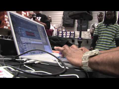 Music Producer DJ Toomp (JayZ, Kanye West) How to make a HOT beat in 3 minutes w/Reason! PT. 1/5