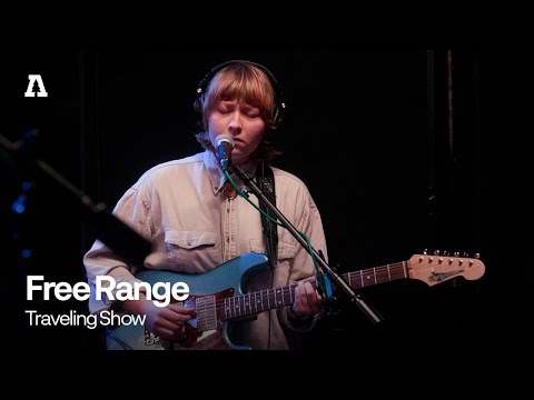 Traveling Show - Free Range