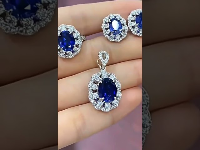 Vídeo relacionado con KUMSODE Mujer colgante gato collar de plata de ley 925 con colgante, ideal como regalo de cumpleaños para jóvenes y adolescentes
