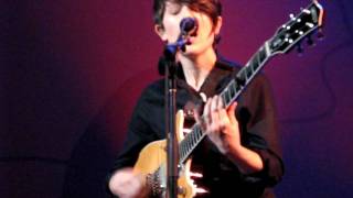 8/25 Tegan &amp; Sara - On Directing + "Performance" Issues @ Orpheum #1, L.A. 10/25/09