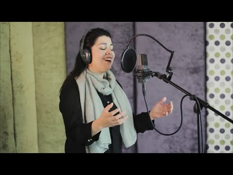 “Enamórame” con letra - Abel Zavala. Cover - Rebeca Barrera & Harim Nabi.