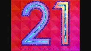 2NE1 - Try To Follow Me