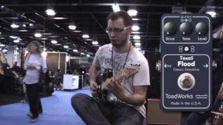 Video thumbnail for Tom Quayle plays the ToadWorks Texas Flood - NAMM 2010 by Ryan Dunn