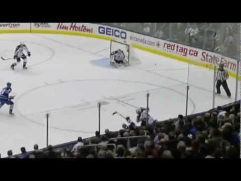 Ryan Wilson drills Mike Brown