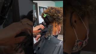 Best curly hair products -Xtra Curls defining gel