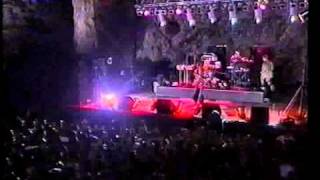 Prodigy - Skylined - Athens 1995 live - [HQ 480p]