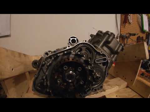 EP#9 Yamaha Raptor 660+ Build Clutch side is assembled and done! Torques specs and a Tusk clutch kit