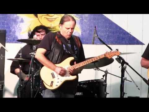 Walter Trout Live @ The North River Blues Festival 8/26/12