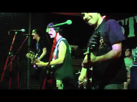 Astpai @ Neustadtpunk Party Triebwerk 2011 p3