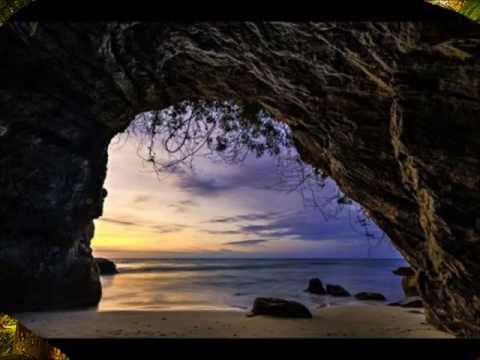download lagu mp3 mp4 Um Dia A Gente Aprende, download lagu Um Dia A Gente Aprende gratis, unduh video klip Download Um Dia A Gente Aprende Mp3 dan Mp4 320kbps Gratis