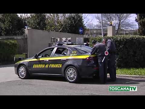 2017-10-10 PRATO - CONTRAFFAZIONE, SEQUESTRATI 700 BRACCIALI