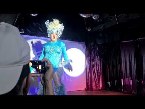 Mikaela Pitt  na Tunnel  10/11