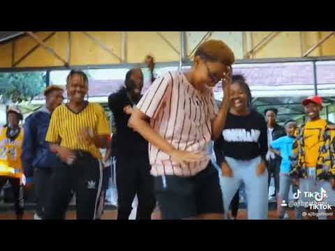 shamra shamra challenge # @ajibgathoni #@flirtycalos which team has the best moves