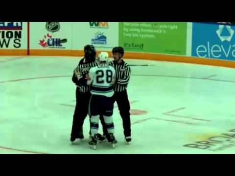 Tyler Adams vs Jordan Roy