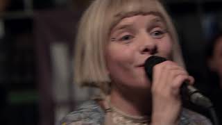 Aurora - Runaway (Live on KEXP) Aurora - Runaway (Live on KEXP)