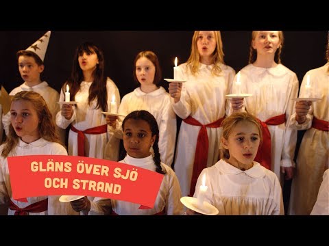 Barnkammarkören / Barnplanetens Luciakör - Gläns över sjö och strand - Lucia & Julmusik