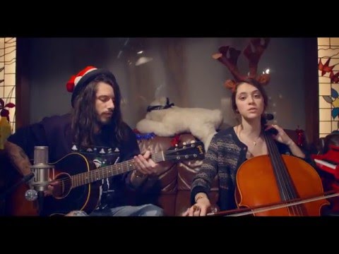 Hotline bling ( Drake cover ) // 2 guys - 11 Instruments ( Waxx & Pomme )