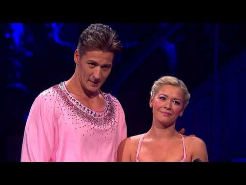 Jason Calls Suzanne's Ballet Dance 'Poetic' - Dancing On Ice
