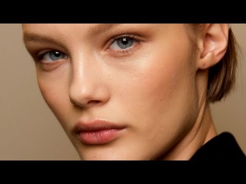 KRIS GRIKAITE Model 2018 - Fashion Channel