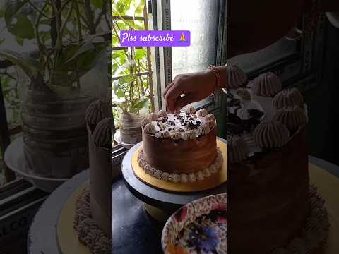 chocolate cake design #viralshortvideo # chocolate  cake#cakedecorating