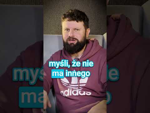 Dlaczego pies ciągnie na smyczy do innych psów?