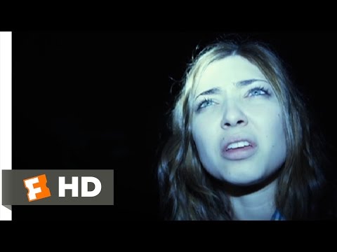 Nightlight (6/10) Movie CLIP - Run! (2015) HD