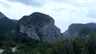 preview picture of video 'Gorges du Verdon - Uitzicht omgeving bij Point Sublime'