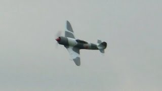 preview picture of video 'Yakovlev Yak 3-U Airshow ✈ Groningen Airport Oostwold, 20-05-2013'