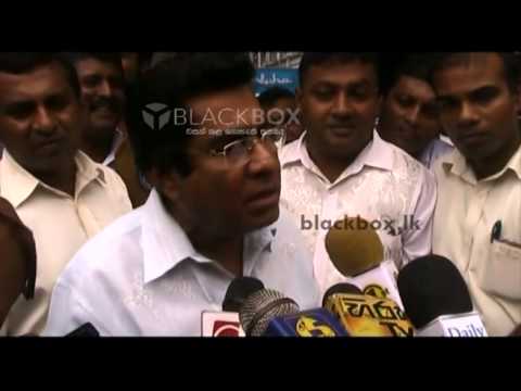 Mervyn Silva - පක්ෂ මාරුවීම ගැන [කුණුහරුප සහිතයි]