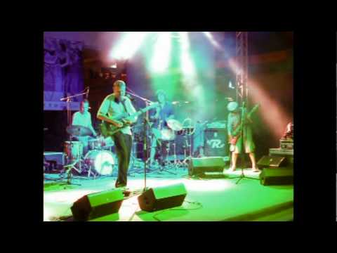 Cosmo Jones Beat Machine - Live: Tra Blues e Avant-Garde, Bari 22/07/2010, part 1