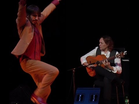 Fabulous Dancer Dani Navarro - Fantastic Guitar by Vicente Amigo!