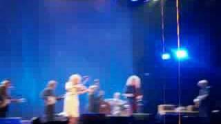 Robert Plant & Alison Krauss - Nothin' [Live]