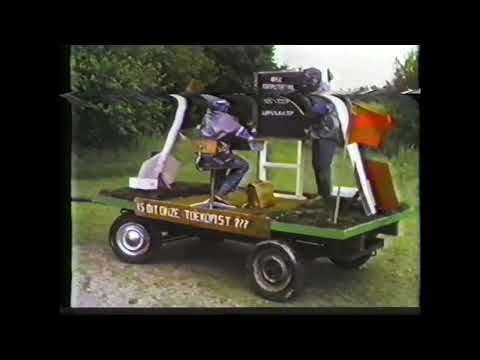 Feestweek Tiendeveen - versierde wagens - 1985(+/-)