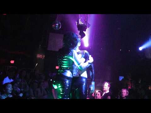 LUST IN SPACE - HYPERSHINE LATEX Fetish Models