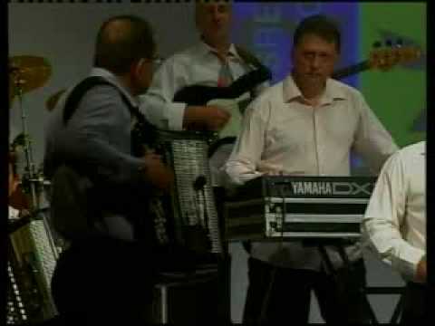 Azemina Grbić- "Mene moja zaklinjala majka"  Brčko