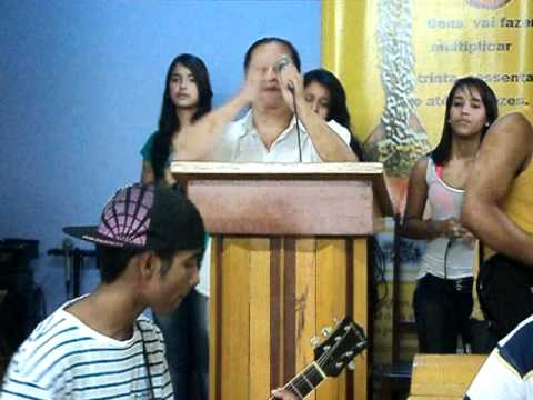 Quadrangular Vera Cruz...B.H...M.G...09-04-2011......Encontro de Rebeca.