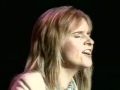 Melissa Etheridge Sings THE LETTER U
