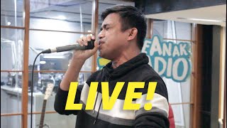 Download lagu TERIMA KASIHKU - FILDAN (LIVE DI HOT 93.2 FM) // #BINTANGHOT - FILDAN mp3