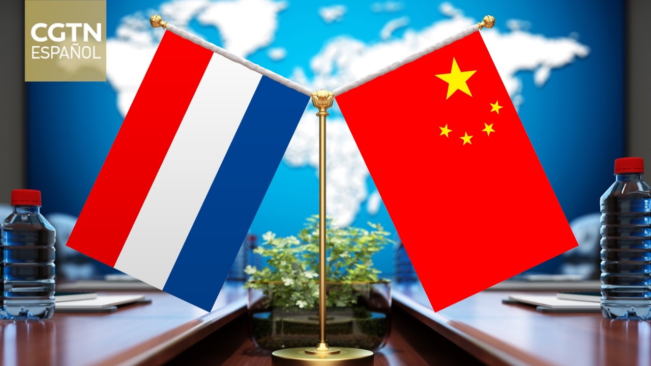 Canciller chino subraya la importancia de la cooperación China-Países Bajos