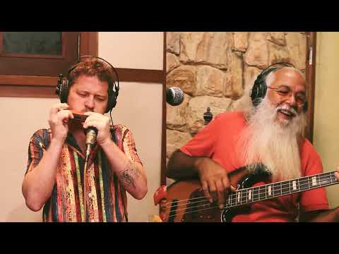 Canta Luiz ( Dominguinhos) Gabriel Grossi e Arismar do Espírito Santo