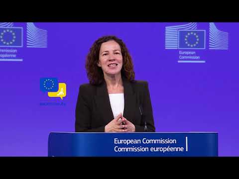 Video Thumbnail: Gender Equality Benefits Everyone – EU’s Roxana Mînzatu Sends Message to Young Men!