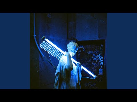 Holy Moly (feat. Sierra Kidd)