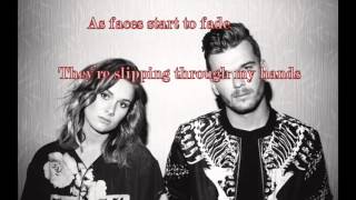 Mother and Father - Broods (lyrics)