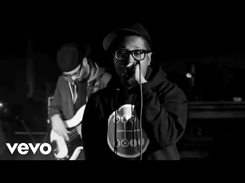 Elzhi - Halftime