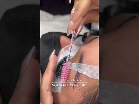 lash with me: volume cat eye set