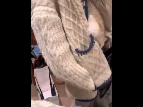 v領拼色針織小翻領絞花套裝