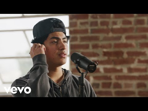 Diego Gonzalez - Don’t Leave Me Behind (Live Performance)