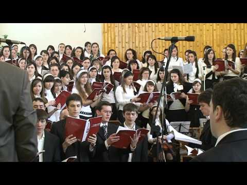 IN MIJLOCUL LAUDELOR  - GLASUL DE CLOPOTE RASUNA