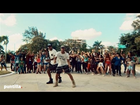 Dj Unic x Marvin Freddy & Kayanco - La Calle Lo Que Quiere es reggaeton (Video Oficial)